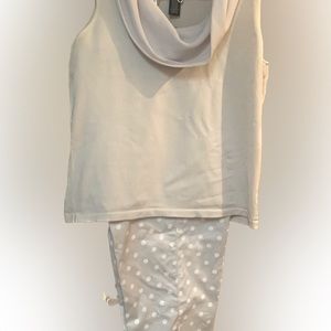 Jones New York Signature Series Fitted pearly silver grey size L -pants sold sep